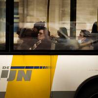 ‘Zeg dan dat iedereen een auto moet kopen’: burgemeesters van N-VA, Vooruit en cd&v keren zich massaal tegen besparingen van minister De Ridder