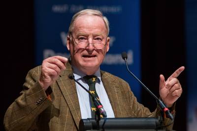 Voorman van rechtspopulistische AfD wekt woede met nazi-uitspraken