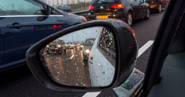 Rommel op rijbaan A15 bij Dodewaard veroorzaakt flinke vertraging