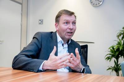 Benoeming burgemeester Kats wordt overschaduwd door homomanifest