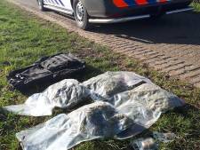 Duits sprekende man slaat op de vlucht in Winterswijk: Kilo‘s drugs in beslag genomen 