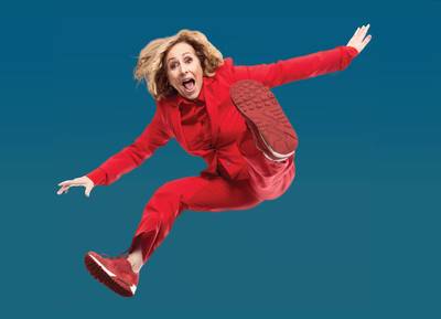 Angela Groothuizen naar Verenigingsgebouw in Overasselt