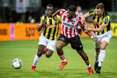 Vitesse verpest het Sparta-debuut van Advocaat