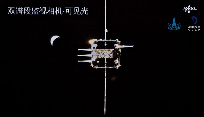 De combinatie orbiter-terugkeermodule van ruimtesonde Chang'e-5.